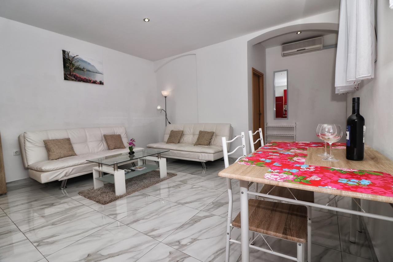 Apartments Amalia Rovinj Exterior photo