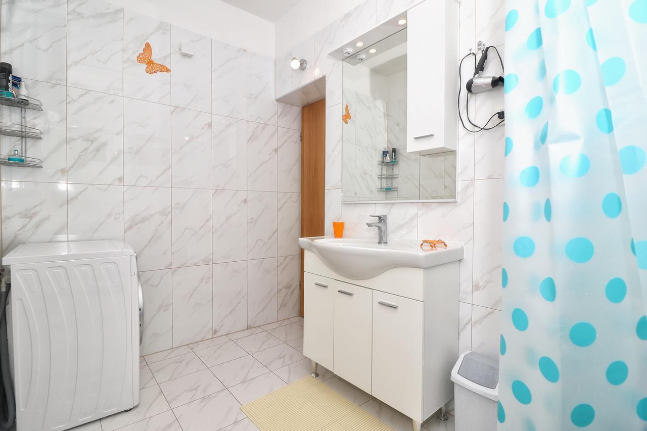 Apartments Amalia Rovinj Exterior photo